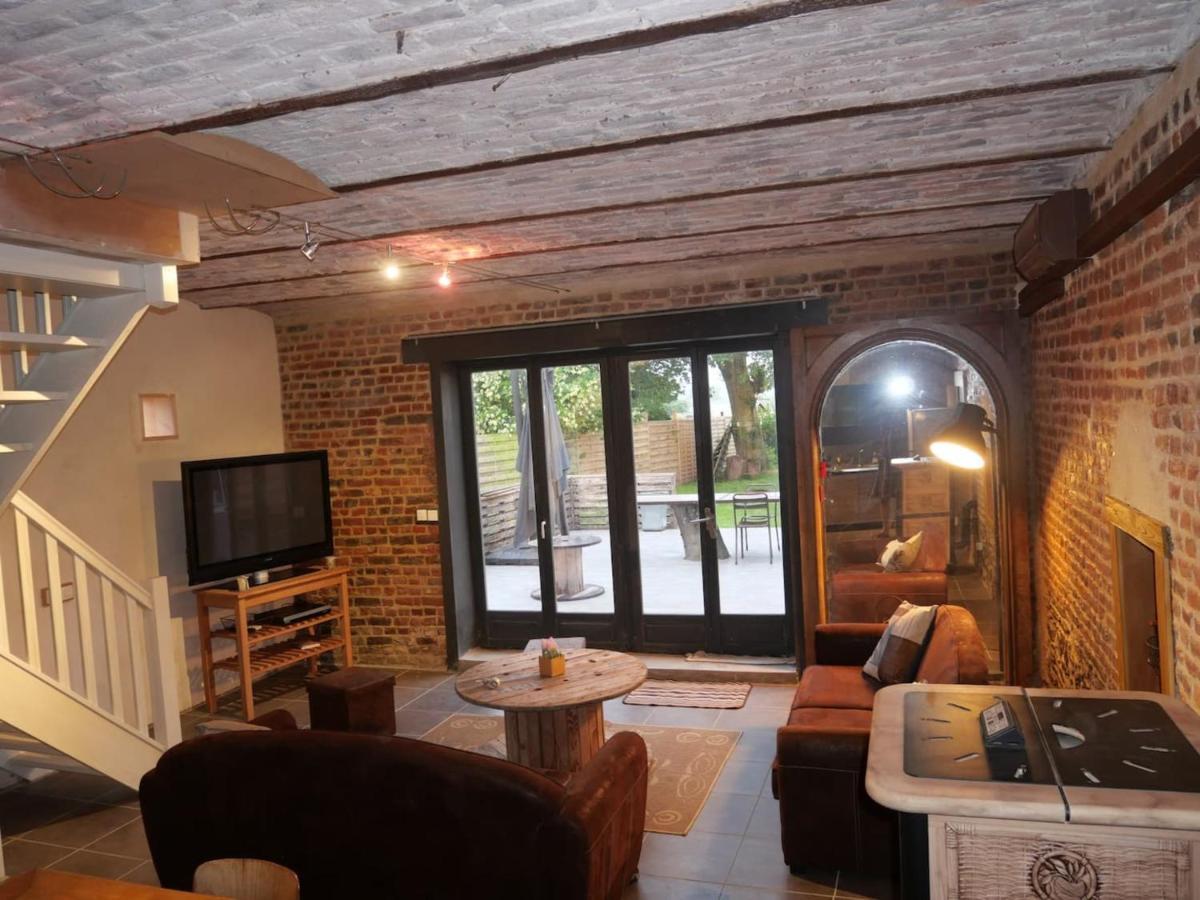 Holiday home Gite Dans Une Ecurie Renovee Avec Jardin Prive, Clim, Parking Et Wifi - Fr-1-510-150